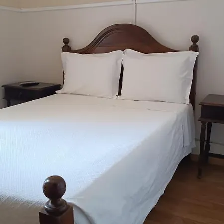 Pensao Residencial Estrela Do Mondego Лісабон