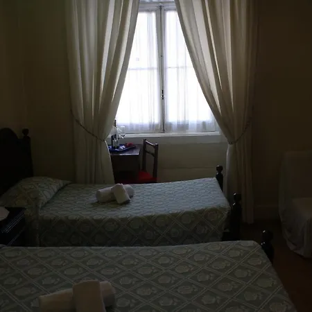 Pensao Residencial Estrela Do Mondego * Лісабон