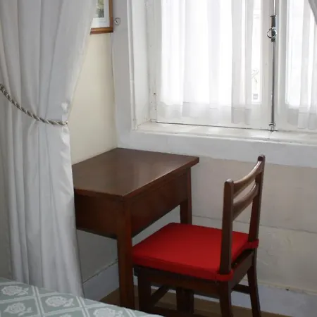 Pensao Residencial Estrela Do Mondego Гостьовий будинок