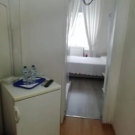 Pensao Residencial Estrela Do Mondego *