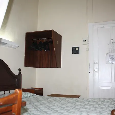 Casa de hóspedes Pensao Residencial Estrela Do Mondego Lisboa